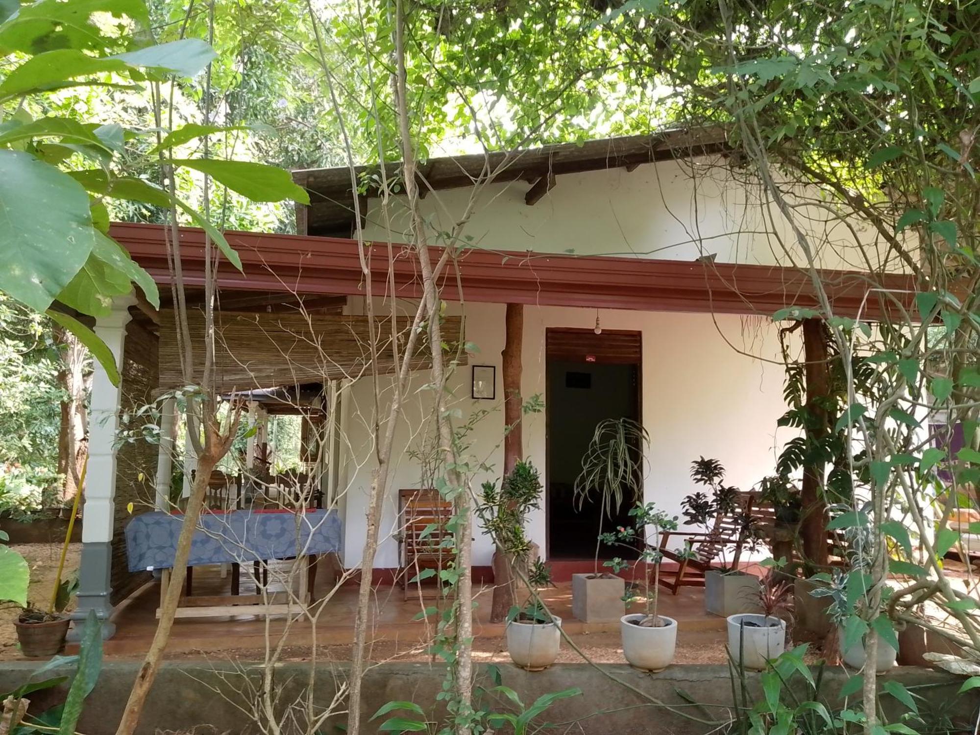 Thilina Homestay Sigiriya Quarto foto